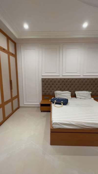 #BedroomDecor  #WardrobeIdeas  #ModernBedMaking  #LUXURY_BED  #bedculting  #rattan  #moldings  #pant  #floring  #tails  #CelingLights  #cilling  #furnitures  #Carpenter  #FrontDoor