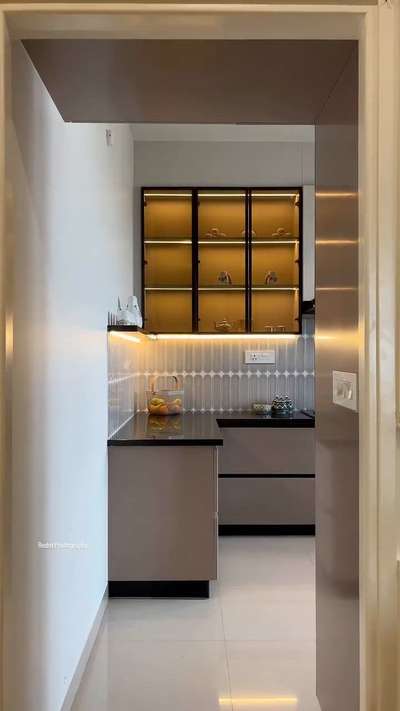 📞Number in Bio
 Contact For interior work!!
#ModularKitchen #LargeKitchen #inotechkitchen #pantrydesign #pantrycupboard #partitiondesign #basketkitchen #wallpenelling #modularwardrobe #Modularfurniture #LUXURY_INTERIOR