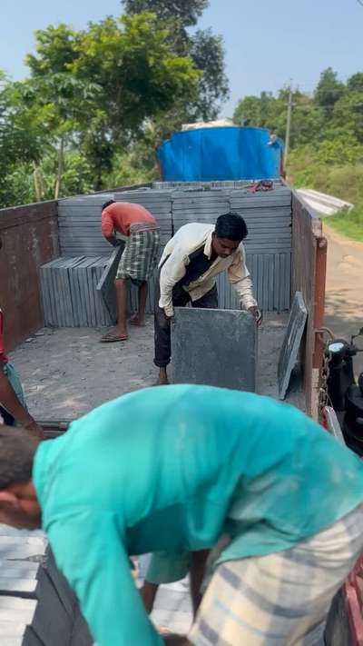 Kadappa stone unloading wayanad