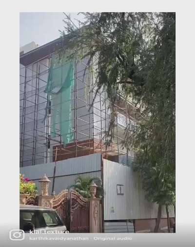 On going texture paint work at Vasant Vihar, New Delhi  #texture  #TexturePainting  #texturepaint  #wall_texture  #Architect  #architecturedesigns  #best_architect