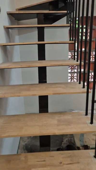 metal stair wood finish ❤️✌️