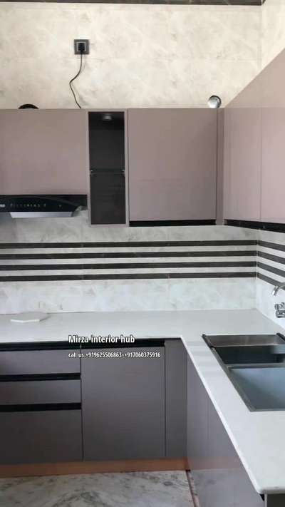 #ModularKitchen  #moderinteriors  #LUXURY_INTERIOR  #HomeDecor  #InteriorDesigner  #furnitures work karane ke liye contact kare
whats.+919625506863
call.+917060375916 Saquib Mirza