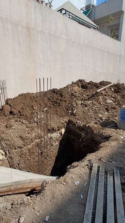 site Location- MR10 Indore
 #bestconstructioncompany  #besthome  #newsite  #foundation  #foundationwork  #civilwork  #indorework  #trandingdesign  #contruction