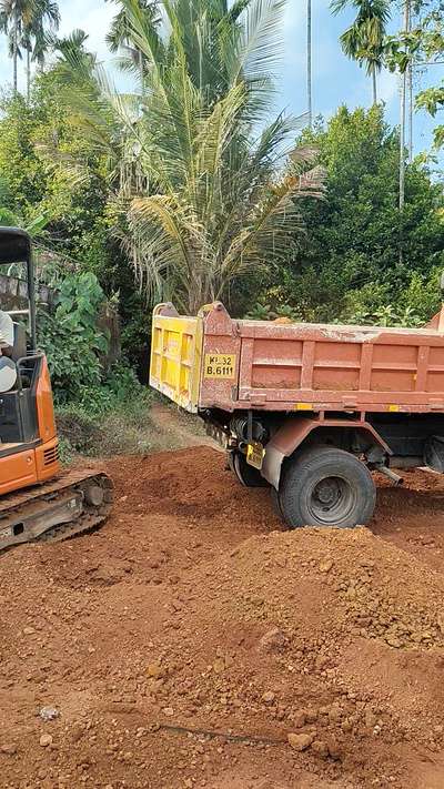 ​കഴിഞ്ഞ 24 വർഷത്തെ വിശ്വസ്തമായ പാരമ്പര്യവുമായി തൃശ്ശൂർ ആസ്ഥാനമായി പ്രവർത്തിക്കുന്ന വാസ്തുക്ഷേത്ര ബിൽഡേഴ്സ് ആൻഡ് ഇന്റീരിയേഴ്സ് (Vasthukshethra Builders and Interiors)  നൂറിലധികം (100+) സന്തുഷ്ടരായ ഉപഭോക്താക്കൾ.
​നിങ്ങളുടെ ബജറ്റിന് അനുയോജ്യമായ രീതിയിൽ താഴെ പറയുന്ന ആകർഷകമായ പാക്കേജുകൾ ഞങ്ങൾ 
​💰 നിർമ്മാണ പാക്കേജുകൾ (Per Sq.ft):
​₹1799
​₹1999
​₹2199
​₹2399
✅ പ്ലാൻ & എസ്റ്റിമേഷൻ (Plan & Estimation)
✅ ബിൽഡിംഗ് പെർമിറ്റുകൾ (Building Permits)
✅ 3D മോഡലിംഗ് & സൂപ്പർവിഷൻ (3D Modeling & Supervision)
✅ കൺസ്ട്രക്ഷൻ & ടേൺകീ കോൺട്രാക്ടുകൾ (Construction & Turnkey Contracts)
✅ ഇന്റീരിയർ ഡിസൈനിംഗ് (Interior Designing)
✅ ലാൻഡ്സ്കേപ്പിംഗ് & റിനോവേഷൻ (Landscaping & Renovation)
​നിങ്ങളുടെ സ്വപ്നഭവനം ഏറ്റവും മികച്ച ഗുണനിലവാരത്തിൽ കൃത്യസമയത്ത് പൂർത്തിയാക്കാൻ ഇന്നുതന്നെ ഞങ്ങളുമായി ബന്ധപ്പെടുക.
​📞 കൂടുതൽ വിവരങ്ങൾ
