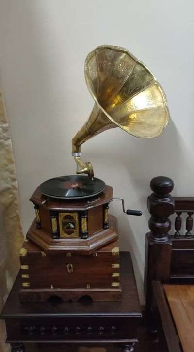 #antique #gramaphone #working #condition #vintage