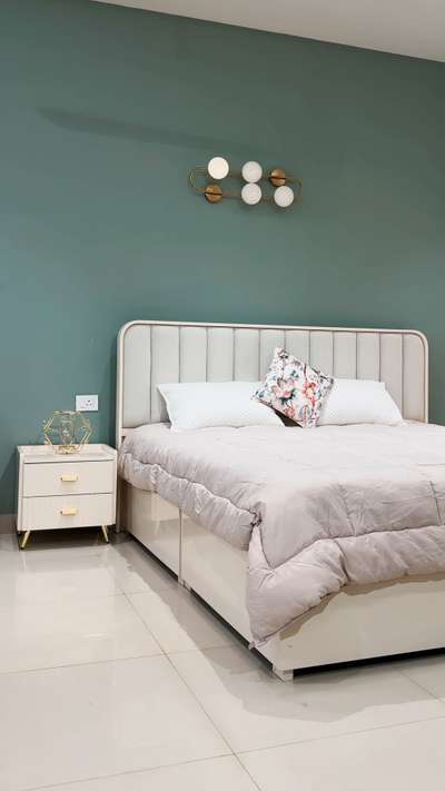 Premium Bedroom set✨Made to Impress 🤍
Luxury touch. Elegant finish. Timeless design.


 #koloviral  #bedroomset  #premiumproduct  #luxuryfurnituredesign