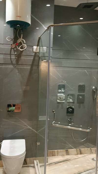 #BathroomTIles  #BathroomDesigns  #BathroomIdeas  #bathroomdesign