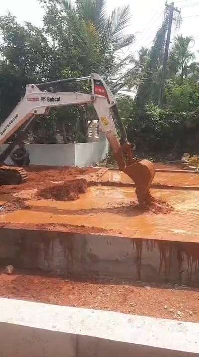 ​കഴിഞ്ഞ 24 വർഷത്തെ വിശ്വസ്തമായ പാരമ്പര്യവുമായി തൃശ്ശൂർ ആസ്ഥാനമായി പ്രവർത്തിക്കുന്ന വാസ്തുക്ഷേത്ര ബിൽഡേഴ്സ് ആൻഡ് ഇന്റീരിയേഴ്സ് (Vasthukshethra Builders and Interiors)  നൂറിലധികം (100+) സന്തുഷ്ടരായ ഉപഭോക്താക്കൾ.
​നിങ്ങളുടെ ബജറ്റിന് അനുയോജ്യമായ രീതിയിൽ താഴെ പറയുന്ന ആകർഷകമായ പാക്കേജുകൾ ഞങ്ങൾ 
​💰 നിർമ്മാണ പാക്കേജുകൾ (Per Sq.ft):
​₹1799
​₹1999
​₹2199
​₹2399
✅ പ്ലാൻ & എസ്റ്റിമേഷൻ (Plan & Estimation)
✅ ബിൽഡിംഗ് പെർമിറ്റുകൾ (Building Permits)
✅ 3D മോഡലിംഗ് & സൂപ്പർവിഷൻ (3D Modeling & Supervision)
✅ കൺസ്ട്രക്ഷൻ & ടേൺകീ കോൺട്രാക്ടുകൾ (Construction & Turnkey Contracts)
✅ ഇന്റീരിയർ ഡിസൈനിംഗ് (Interior Designing)
✅ ലാൻഡ്സ്കേപ്പിംഗ് & റിനോവേഷൻ (Landscaping & Renovation)
​നിങ്ങളുടെ സ്വപ്നഭവനം ഏറ്റവും മികച്ച ഗുണനിലവാരത്തിൽ കൃത്യസമയത്ത് പൂർത്തിയാക്കാൻ ഇന്നുതന്നെ ഞങ്ങളുമായി ബന്ധപ്പെടുക.
​📞 കൂടുതൽ വിവരങ്ങൾ