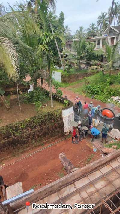 Slab Concrete

Site at Keezhmadam, Panoor

 #deonethreedesigns  #CivilEngineer  #civilconstruction  #constructionsite  #concrete  #HouseDesigns  #Kannur