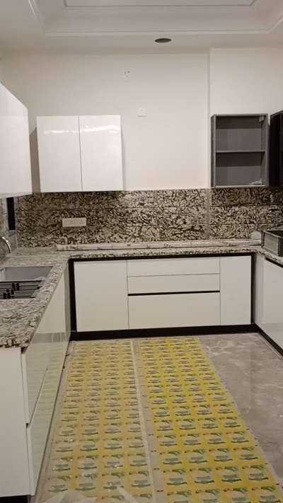 #KitchenIdeas  #KitchenTiles  #kitchen  #ModularKitchen