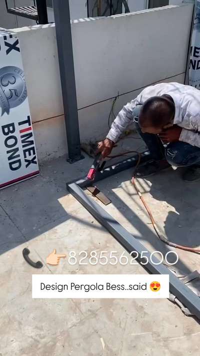 Pergola design 😍 apni chaat pe ap bhi kuch esa banwa skte hai ab ap bhi apni terece ko khubsurat banaye.
😍 modern. faibersade design 👉 🏡 🙏 sampark kare Bismillahfabrication Modern iron profile gate design 👉😍
. Any work for walding 💥🙏
. contact number 👉📞 
location khureji khas Krishna Nagar Delhi
.
.
.
.
.
.
.
.
...
.
.
.
.
.
.
 #koloapp  #koloviral  #koloapp  #kolopost  #trendingdesign  #steelgatedesign  #steelwork  #Steeldoor  #steelgatedesign  #trendinggatedisign  #gateDesign  #steelgatedesign  #moderngatedesign  #steelgatedesign  #steelgatepohoto  #trendingreels😍😍  #kolotrendingvideo  #kolotrending  #trendingkoloaap  #explorepage✨ #faibersaid  #fibershad  #railling  #railing