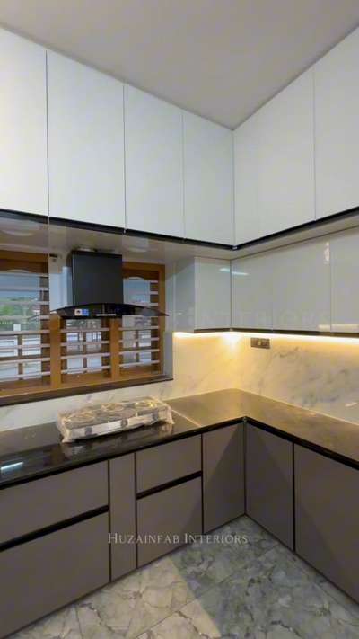 Aluminum kitchen cabinets Huzainfab interior design Palakkad  #_modalur_kicthen_work_huzainfab_interiors_design_palakkad