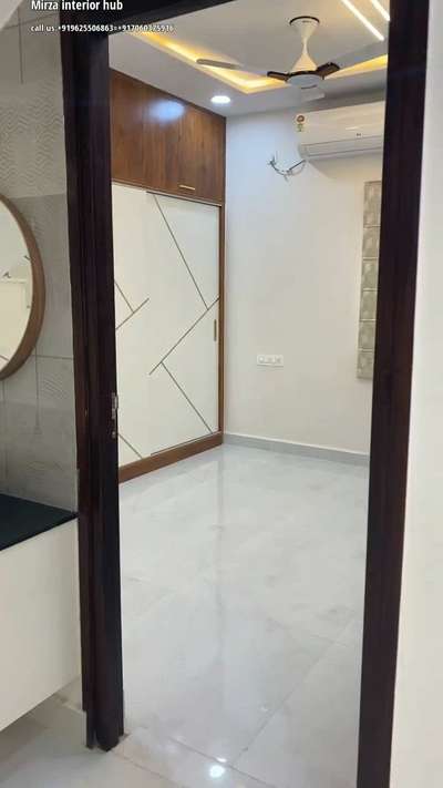 #vanity💗✨  #SlidingDoorWardrobe  #combinatnationmica_  #tprofile  #Best_designe  #gaspumpdoor  #TRENDLAMINATES  #trendingdesign  #HomeDecor  #WallDecors  #BedroomDecor  #almirahdesign  #ModularKitchen  #modularwardrobe  #ModernBedMaking  #Modularfurniture work karane ke liye contact kare
whats.+919625506863
call.+917060375916 Saquib Mirza