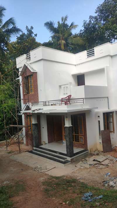 കുറച്ചു ജോലികൾ കൂടികഴിഞ്ഞാൽ ഗ്രഹപ്രവേശം ആകാം  #InteriorDesigner  #KitchenInterior  #BedroomDesigns  #NEW_PATTERN  #cermony  #all_kerala