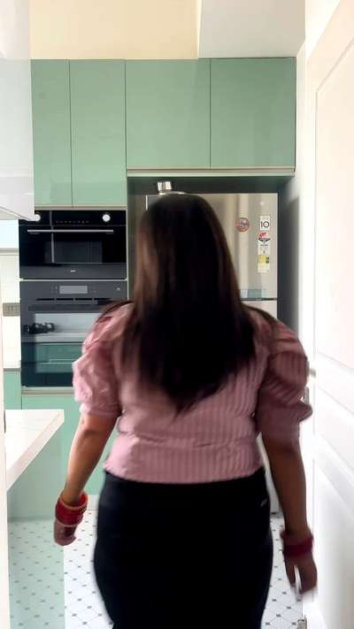Modular Kitchen Interior  #ModularKitchen  #KitchenIdeas #KitchenIdeas #ClosedKitchen