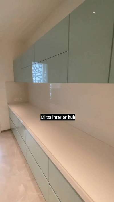 #ModularKitchen  #KitchenIdeas  #LargeKitchen  #LShapeKitchen  #ushapekitchen  #Modularfurniture work karane ke liye contact kare
whats.+919625506863
call.+917060375916 Saquib Mirza