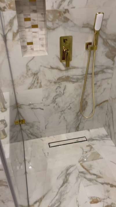 Save this luxury bathroom for future. 
Tell us what you loved about this style?

Royal Oak Projects specialize in luxury interior design projects in Indore and surrounding cities. Message us for free consultation and designing custom interiors for your home or office. 

___________
#home #homesweethome #homedecor #homedesign #homeinterior #architecture #builder #interiordesign #design #luxury #luxuryhomes #housedesign #interior #construction  #homeinspiration #homestyle #homes #realestate #koloapp  #livingroom #livingroomdecor #bedroomdesign #bedroom #pool #indore #india #indorecity #madhyapradesh #mp #indori #indoregram