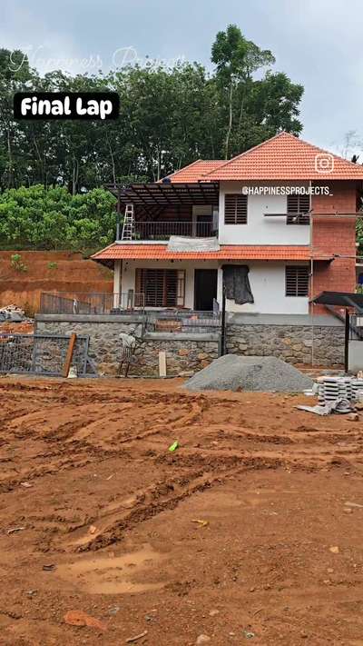 Final Lap 
 #TraditionalHouse #exterior_Work #happinessprojects #Eranakulam