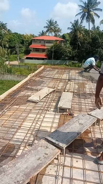 maradu site 2nd floor Roof slab work