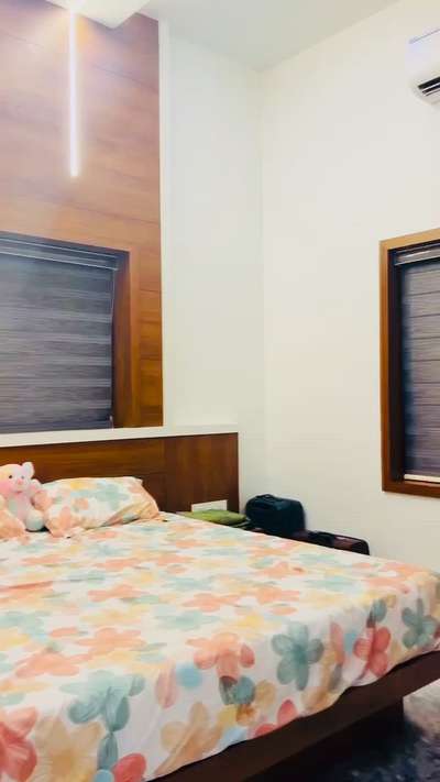 Wood & white bedroom setting 
 #InteriorDesigner  #Architectural&Interior  #LUXURY_INTERIOR  #interiordesigers  #LUXURY_BED