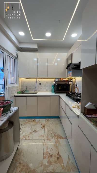 Modular kitchen Design By HIGH CREATION INTERIOR ✨

#ModularKitchen 
#modularwardrobe 
#modularhouse 
#modularkitchenindelhi 
#modularkitcheningurgaon 
#modularkitchennoida 
#modularkitcheninfaridabad