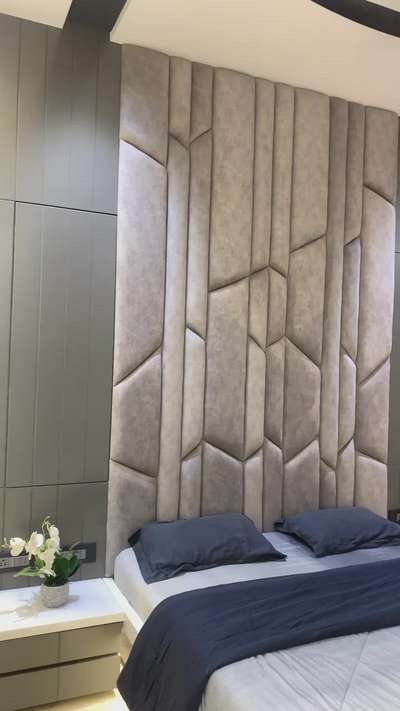 Every civilization is built on top of another, each one contributing to the next. Whenever I renovate a space, I’m always thrilled knowing someone else will get to benefit from my efforts.
#renovation #interdesign #kinbuilder #HouseConstruction