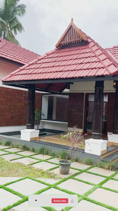 KERALA TRADITIONAL HOME
CONTACT: 9207512512

#hometour #treditionalhome