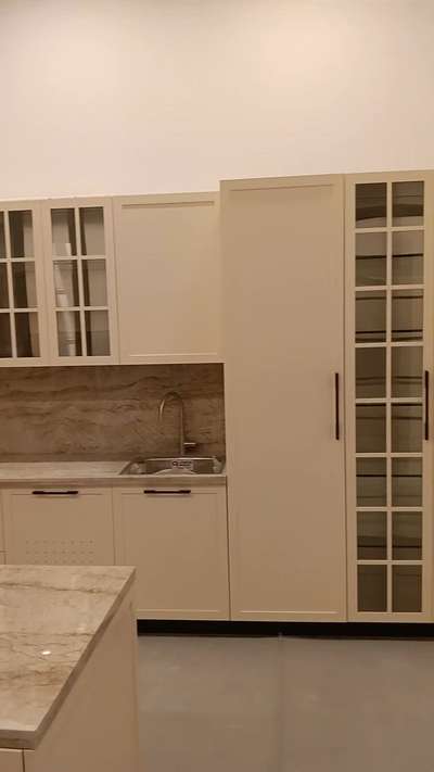 25+ year experience and furniture ka sara work finishing aur badiya se hota h koi shikayat nhi milti 
And All furniture work are available and also modern furniture #modernkitchenstyle #furnitures #furniturework