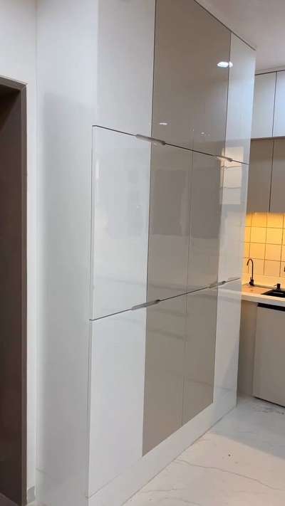 modular kitchen modular furniture ask 😱  #ModularKitchen  #OpenKitchnen  #Rk  #askexperts  #ask  #kolohindi  #koloapp  #askcarpenter  #rkinterio  #askexperts