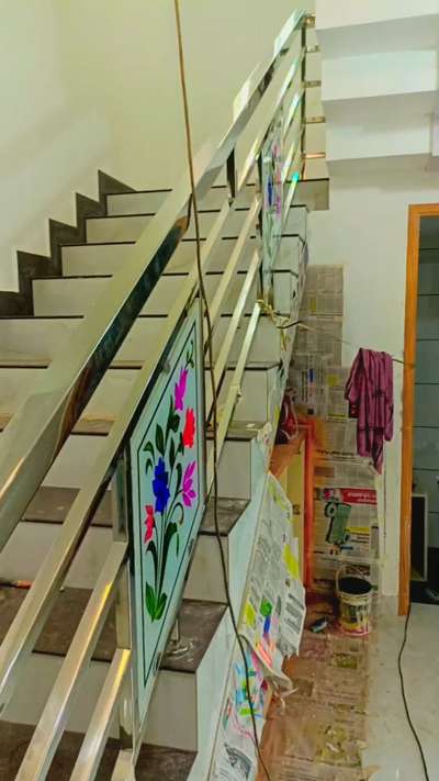 #StaircaseDesigns #GlassStaircase #StraightStaircase