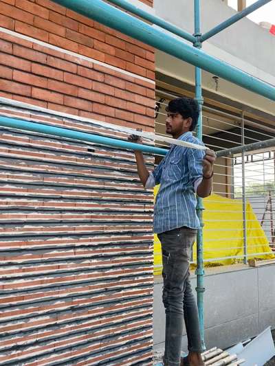 Bricks grouting 
🧽tap laga ke🧽