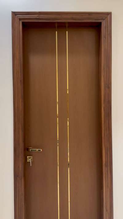 In laminate finish chowkhat in Polish  
Finish