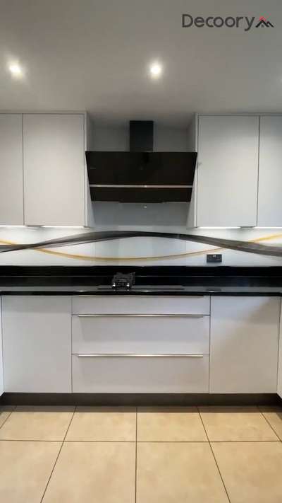 Sleek lines, smart storage, and timeless style—this modern kitchen is designed to make everyday cooking effortless and elegant.
.
.
#modernkitchendesign #kitcheninteriors #modularkitchen #contemporarykitchen #kitchendesignideas #interiordesignindia #homeinteriors #kitcheninspo #modernhome #decoory #decooryinteriors