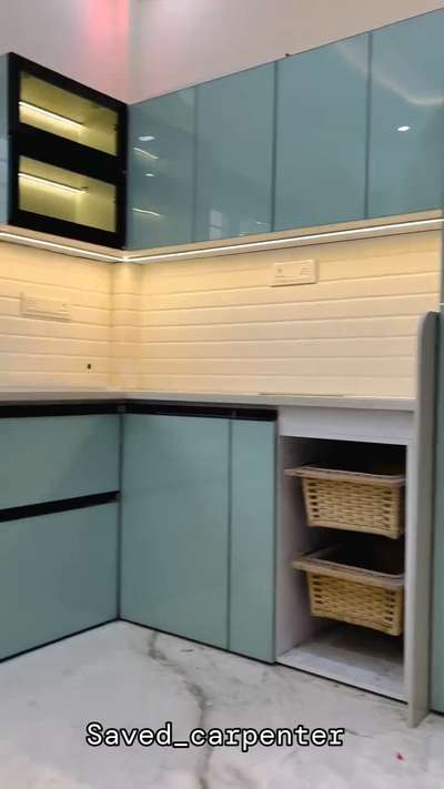 #ModularKitchen  #pantry  #pantrycupboard  #pantrydesign  #InteriorDesigner  #HomeDecor