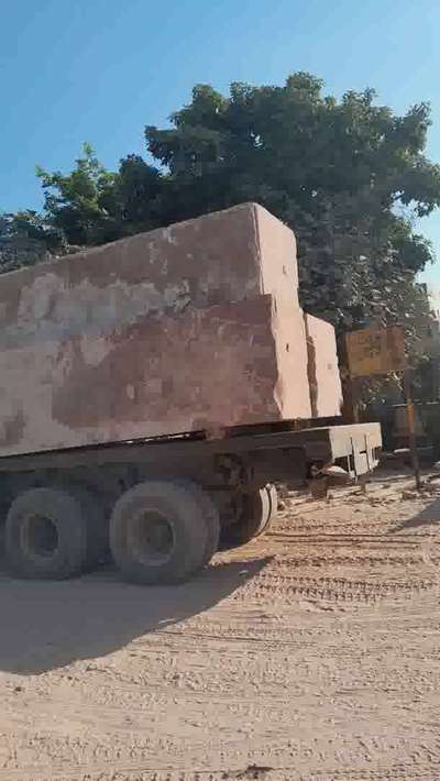 sand stone block direct mines to site for temple construction