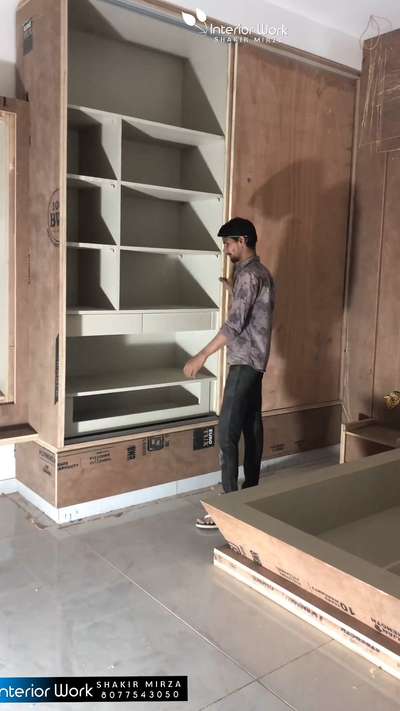 #SlidingDoorWardrobe #almirahdesign #BedroomDesigns