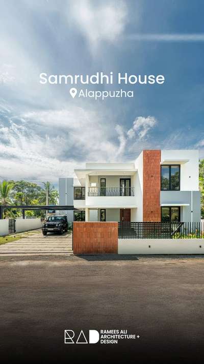 Experience the calm simplicity of Samrudhi House — a minimal home with a striking contemporary elevation. Designed to reflect clean lines, natural light, and purposeful spaces. #samrudhihouse #minimalhome #contemporaryarchitecture #modernelevation #minimalistdesign #homedesign #keralaarchitecture #architecturaldesign #radarchitecture #modernliving