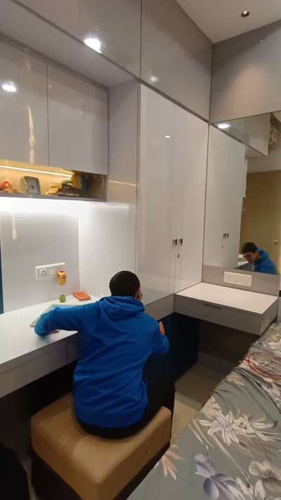#KitchenIdeas #newkitchendesign #WoodenKitchen #KitchenRenovation #LUXURY_INTERIOR #ModularKitchen #design #LShapeKitchen #InteriorDesigner #HouseDesigns #LivingroomDesigns#Designs #noidaextension #KitchenIdeas #newkitchendesign#InteriorDesigner