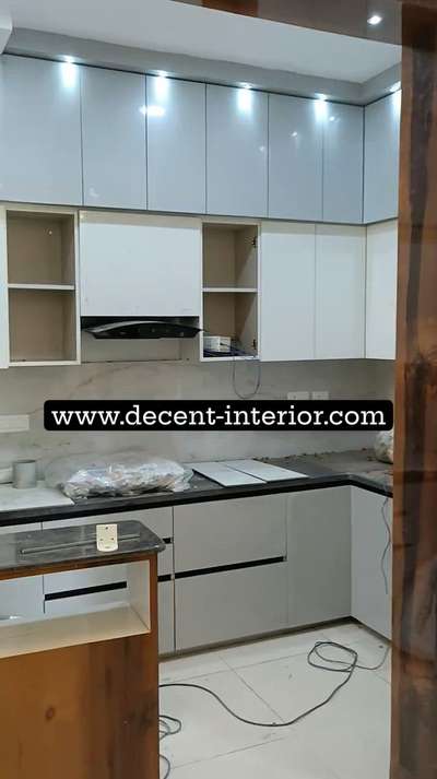 Flat Entry #trending#short #reels #shorts #viralreels #trendingreels #viralvideos #instafamous #interiordesigns #livingroom #flatentry #master #toilet @www.decent-interior.com