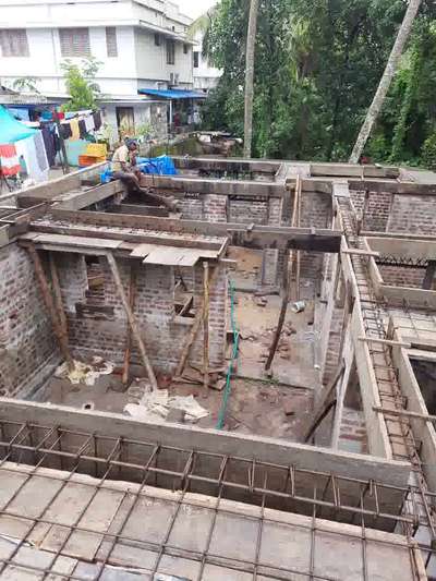 Lintel sunshade concreteing #6centPlot  #concrete #StaircaseDesigns