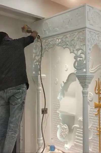 Spray Deco Paint on Temple. Call Now 9643598176
 #rate  #ratecard  #ratelist  #rates  #OurRates  #Painter  #TexturePainting  #spraypainting  #WallPainting  #decopaint  #wood_polishing  #stone_polish  #polishwork