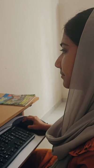 ചില നേരം ഒരുപാട് കഷ്ട്ടപാടുകൾക് ഉത്തരം ബിഗ് സീറോ ആയിരിന്നു....പിന്നോട്ട് പോകാതെ എല്ലാ ശക്തിയും കൂട്ടിയിണക്കി മുന്നോട്ട് പോകുമ്പോൾ കാലം നമുക്ക് അർഹതകുള്ള അംഗീകാരം തരാതിരിക്കില്ല വനിത വീട് എക്സ്റ്റീരിയർ മേക് ഓവറിൽ വിന്നർ ആയത് എന്നെ സംബന്ധിച്ചിടത്തോളം പറഞ്ഞറിയിക്കാൻ പറ്റാത്ത സന്തോഷം ആണ് കൂടെ നിന്നവർക്ക് ഒരുപാട് നന്ദി  #3d_exterior #renovation  #architecturedesigns #InteriorDesigner #budgethomes #koloviral  #NEW_PATTERN  #newmodal #newdesigin  #viralvideo #keralahomedesignz #vanithamagazine #vanithaveedu