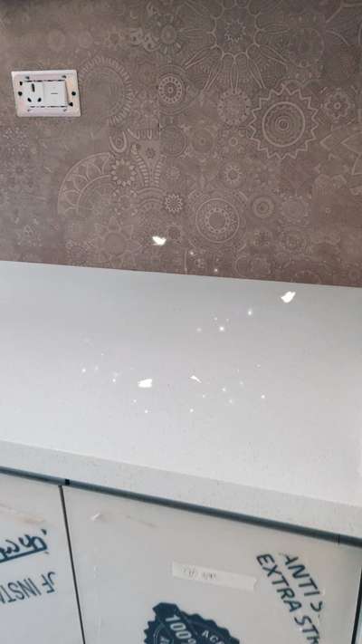 kitchen counter top quartz #haique #kimonowhite #kitchencounter