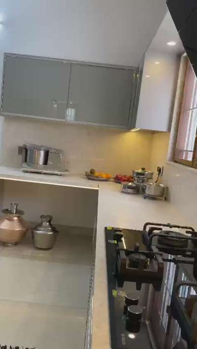 #ModularKitchen in steel#
material എല്ലാം സ്റ്റീലിൽ ആണ് ഉപയോഗിക്കുന്നത്... പുറത്തേക്കുള്ള outlook ഭംഗിയാക്കാൻ വേണ്ടി ഏതു option വേണം എങ്കിലും ഉപയോഗിക്കാം... ഇവിടെ glassdoor ആണ് ഉപയോഗിച്ചുള്ളത്... അതാണ് trend എന്നതുകൊണ്ട് മാത്രമല്ല... glass door എത്ര കാലം കഴിഞ്ഞാലും പുതിയത് പോലെ ഉണ്ടാകും....ആദ്യ പോസ്റ്റ്‌ ചെയ്തപ്പോൾ കുറേ സ്നേഹിതർ detailed video ചോദിച്ചിരുന്നു... നിങ്ങളുടെ സ്നേഹവും പ്രോത്സാഹനവും തുടർന്നും പ്രതീക്ഷിച്ചു കൊള്ളുന്നു... എല്ലാവരോടും, നിറഞ്ഞ സ്നേഹത്തോടെ പോസ്റ്റ്‌ ചെയുന്നു.... #