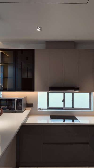modular kitchen with subtle colours

#ResidentialDesign
#VillaDesign
#KeralaHouseDesign
#ModernKeralaHomes
#ContemporaryHomes
#CustomHomeDesign
#LuxuryHomesIndia
#HouseFrontDesign
#HomeDesignIdeas
#ArchitecturalDetails