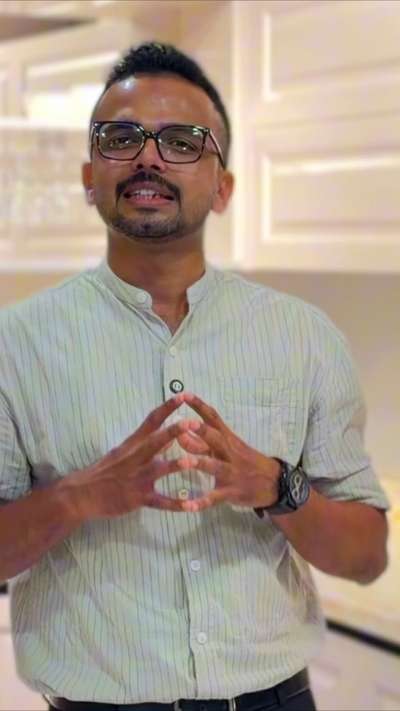 English Kitchen കണ്ടിട്ടുണ്ടോ.. 😍💫

 #fayizroomy  #ModularKitchen  #KitchenIdeas  #englishkitchen  #englishstylehome  #moderndesign  #kolokitchen  #kolokitchenideas  #creatorsofkolo