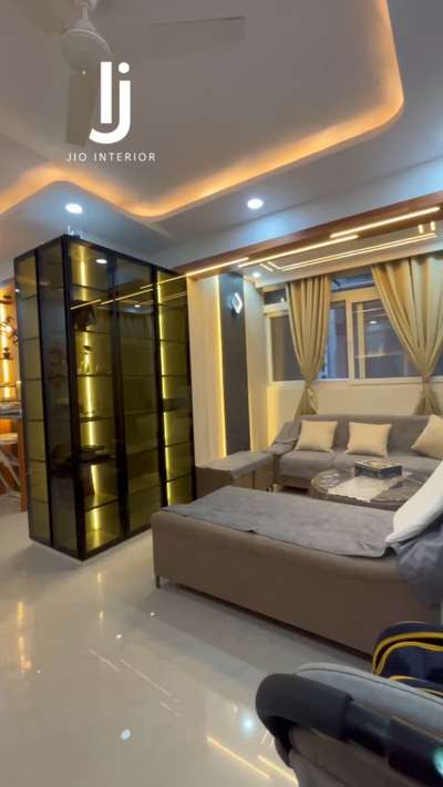 Living room goals achieved! 😍 Kya aapko bhi apna ghar aisa hi aesthetic chahiye? JKG Palm Court, Noida mein Jio Interior ka ye latest project dekhiye. Clean lines, premium finishes aur behtareen renovation work. Comment karke bataiye aapko kaisa laga! 👇
Location: Noida
Hashtags:
#JioInterior #JioInteriorNoida #JKGPalmCourt #LivingRoomInterior #InteriorDesignNoida #NoidaInteriors #WoodworkDesign #HomeRenovation #LuxuryLivingRoom #InteriorInspiration #GreaterNoidaInteriors #ModernHome #ViralReels #interiordesignernoida