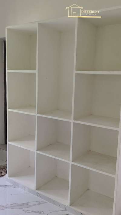 തൃശ്ശൂർ ആമ്പലൂരിൽ ചെയ്‌ത ഒരു wardrobe #trendingdesign #KeralaStyleHouse #interiorcontractors #bedroomwardrobes