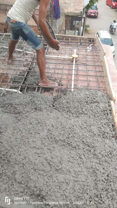 slab casting with vibrator  #ULTRATECH_CEMENT  #TATA_STEEL  #SandStone  #aggregate  #civilcontractors