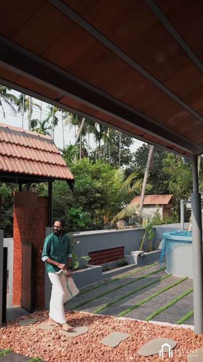 A traditional showcasing the beauty of traditional architecture,every corner tells a story of warmth and heritage 
 #TraditionalHouse  #traditionalhomedecor  #4BHKPlans  #3BHKHouse  #4BHKPlans  #3BHKHouse  #koloapp  #viralreels  #viralposts  #traditionaldesign  #traditionalstylehouse  #bestinteriordesign  #best_architect  #BestBuildersInKerala  #Palakkad  #koottanad  #pattambi  #Kozhikode